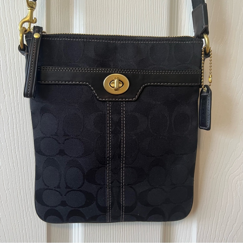 Coach Black Cross Body Bag with Gold Hardware signature design - Picture 2 of 9